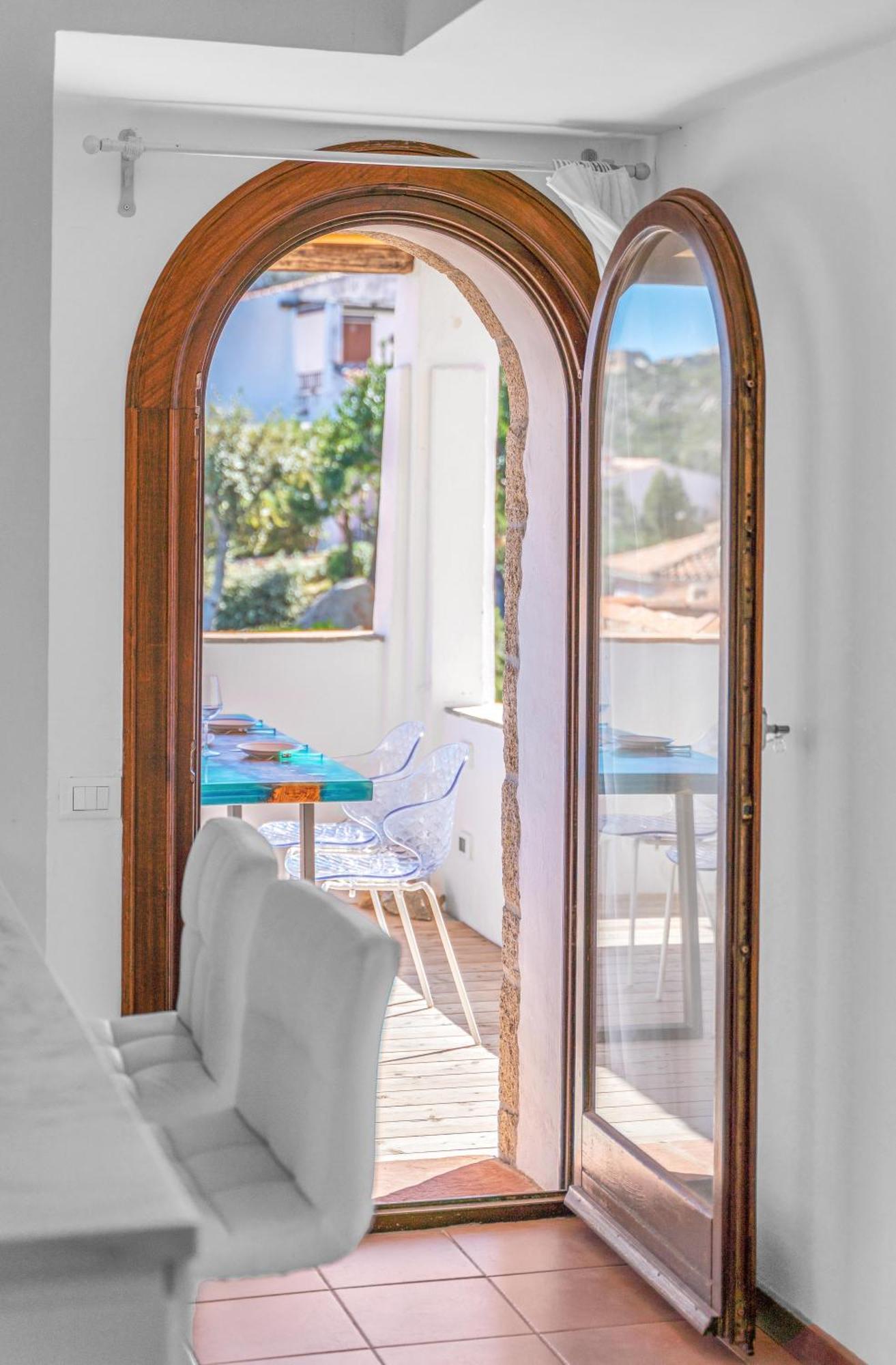 -Luxury- Torretta Con Piscina E Spiaggia A 300 Mt Liscia di Vacca Exterior photo